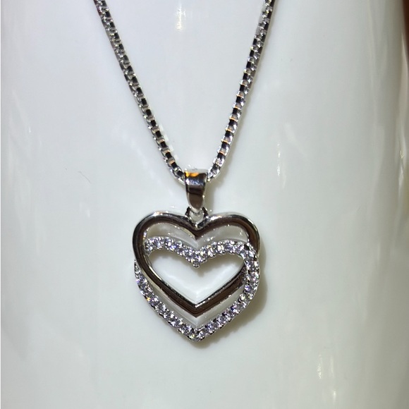 Zato’s 925 Sterling SilverElegant Heart Pendant Necklace Stamped 18-22” - Picture 1 of 7